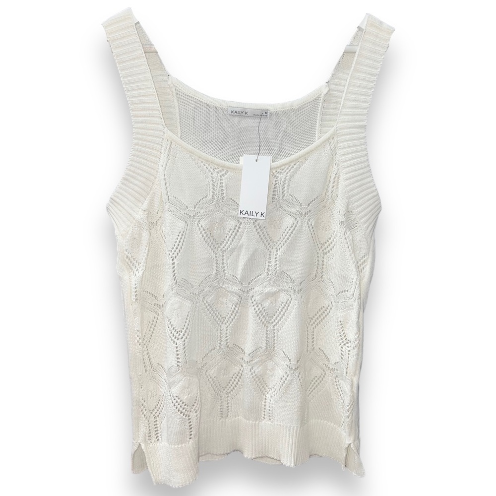 NEW 𝅺Kaily K White Lightweight Knit Tank Top Blouse Women’s Size Medium